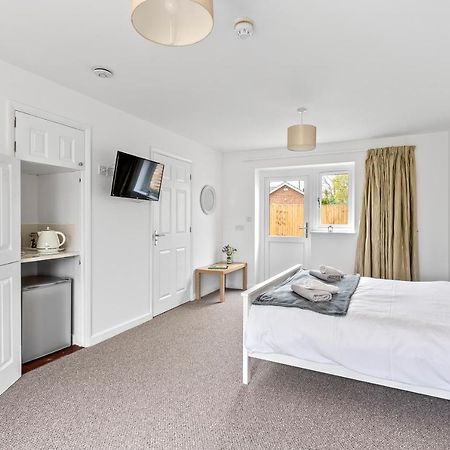 Number 5 - Lytton Tree Lodge, Reydon, Southwold Dış mekan fotoğraf